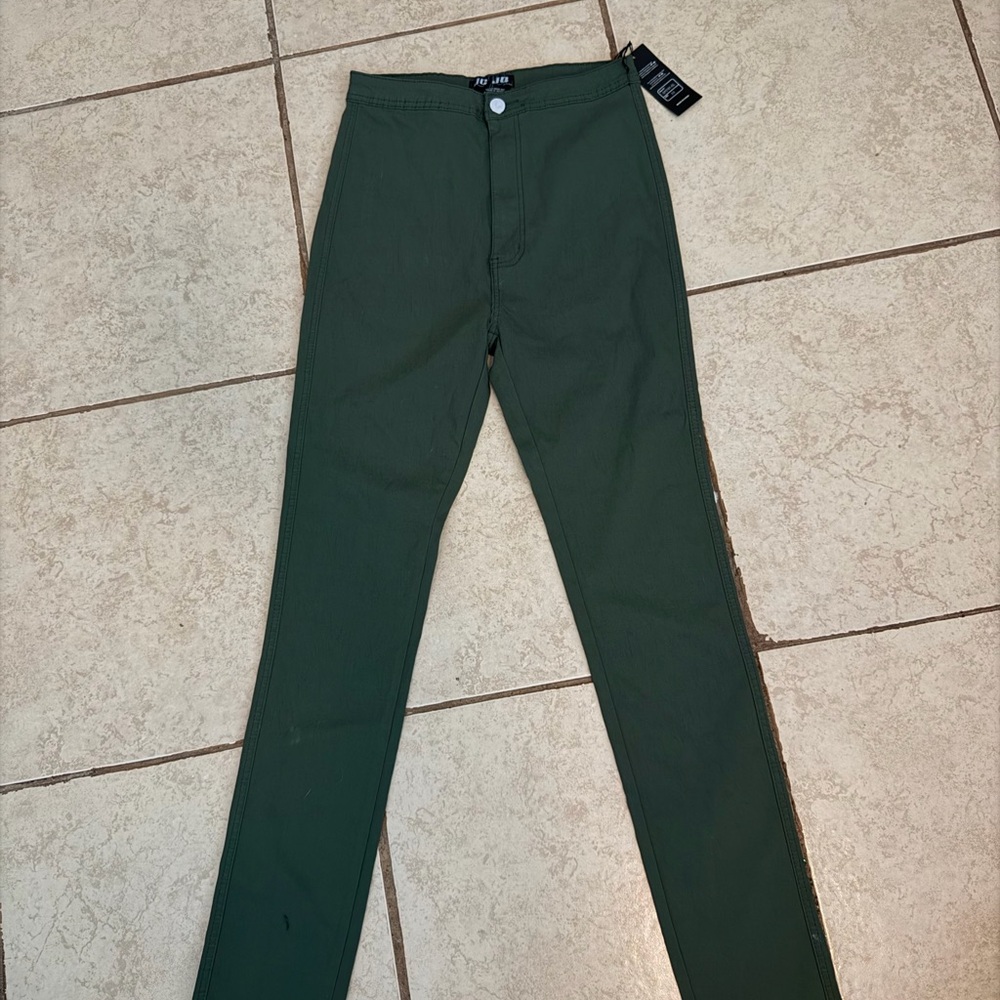 Elegant Green Skinny Pants